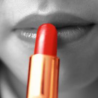 Der Lippenstift wird 125! Ein Liebesbrief an das meistgenutzte Schminkwerkzeug der Welt