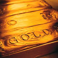 Goldfäden gegen Falten: Hautstraffung mit purem Gold
