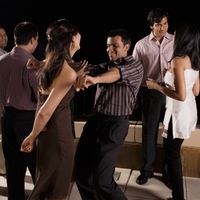 Frauen können anhand des Tanzstils die Attraktivität eines Mannes beurteilen
