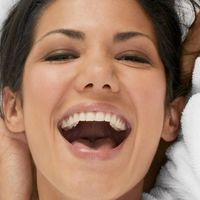 Lumineers: Strahlend schöne Kosmetik für den Zahn