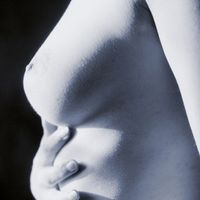 Fakten über zwei Aspekte weiblicher Schönheit: die Brüste
